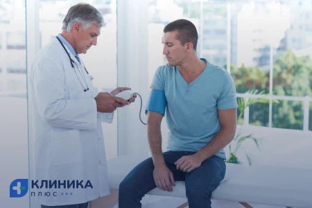 Мужчина на приеме врача